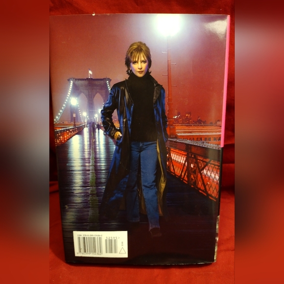 2 Nora Roberts as J.D. Robb Death Series Novels - Picture 3 of 9